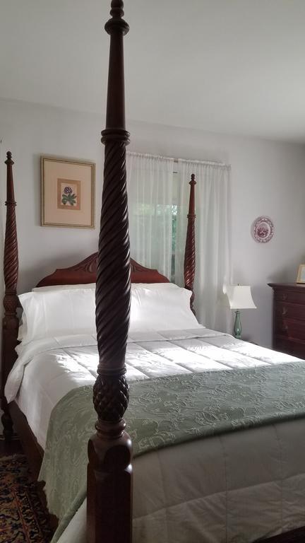 Northfield Centennial House Bed And Breakfast מראה חיצוני תמונה