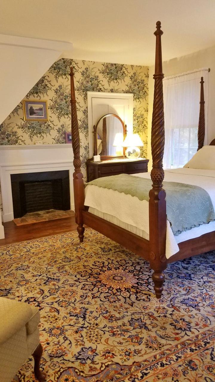 Northfield Centennial House Bed And Breakfast מראה חיצוני תמונה