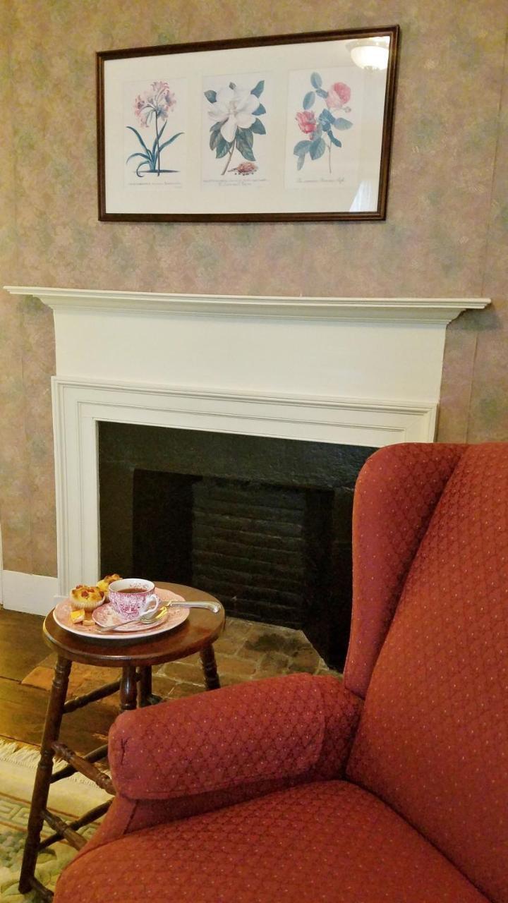 Northfield Centennial House Bed And Breakfast מראה חיצוני תמונה