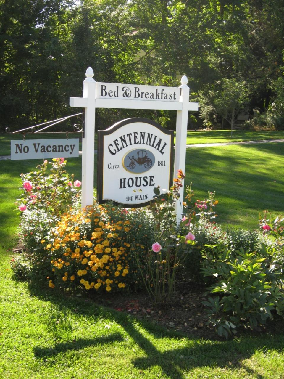 Northfield Centennial House Bed And Breakfast מראה חיצוני תמונה